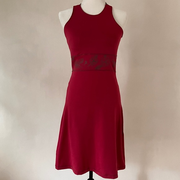 NEW LOLE TENNIS/ATHLEISURE DRESS WITH BUILT-IN BRA - Picture 15 of 15